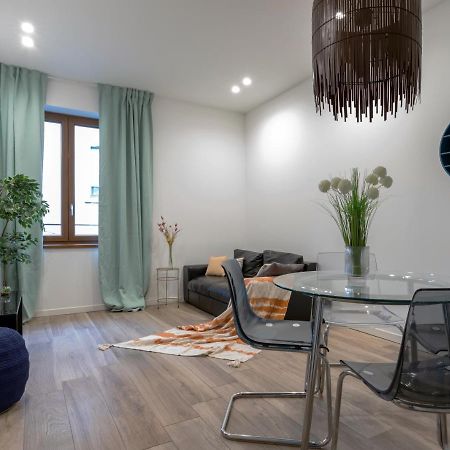 Appartamento La Casa Di Nina - Meda Esterno foto