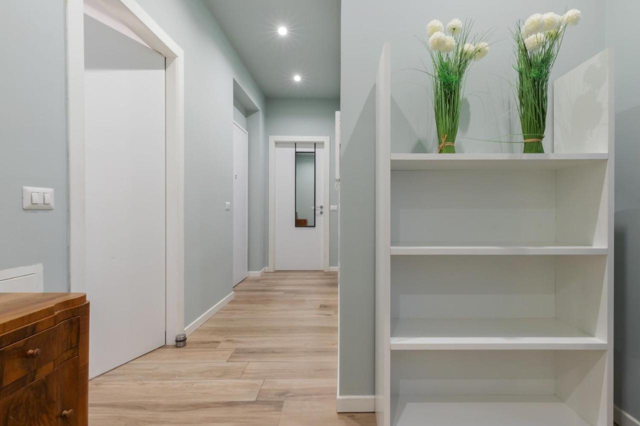 Appartamento La Casa Di Nina - Meda Esterno foto