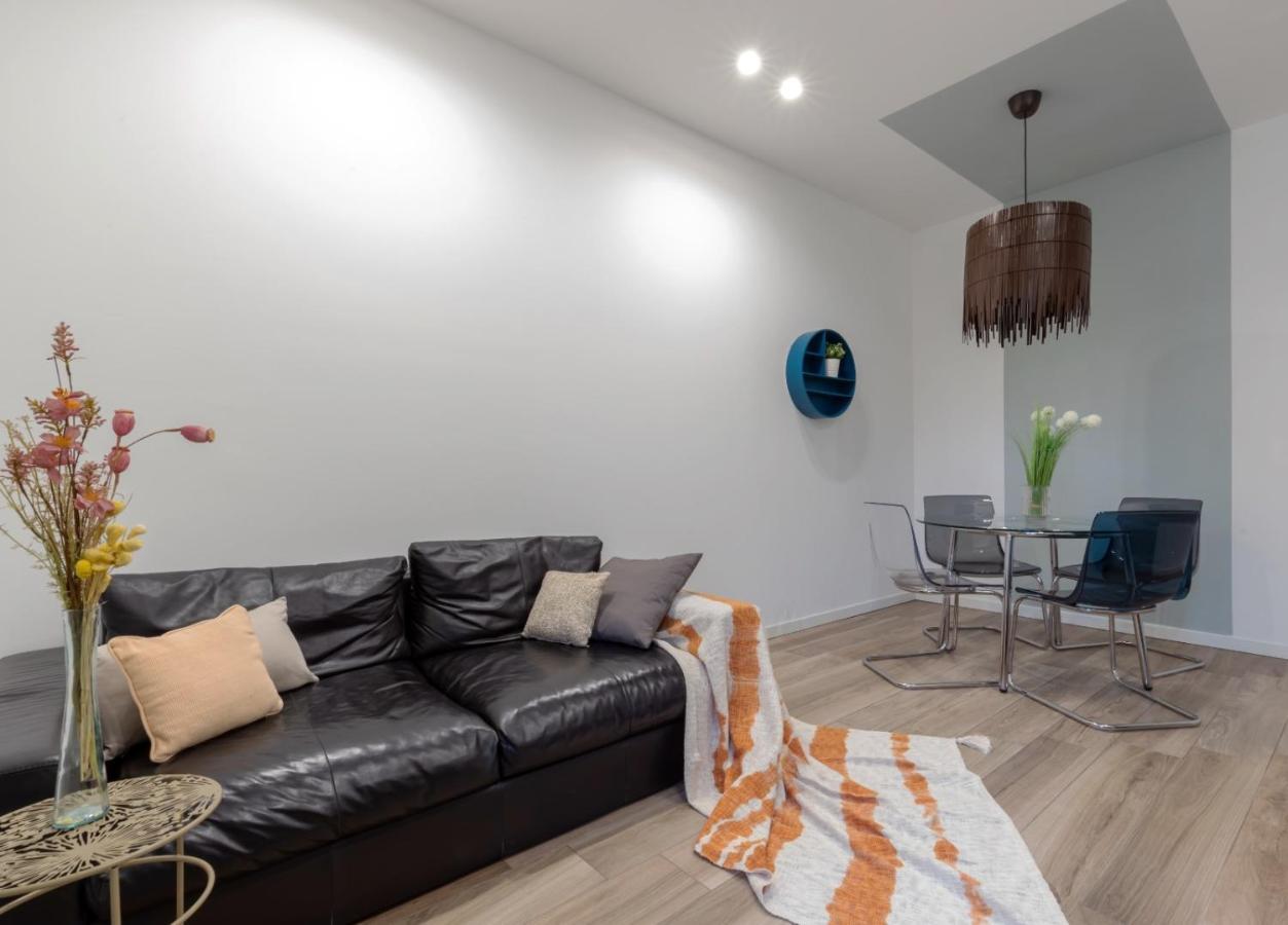 Appartamento La Casa Di Nina - Meda Esterno foto