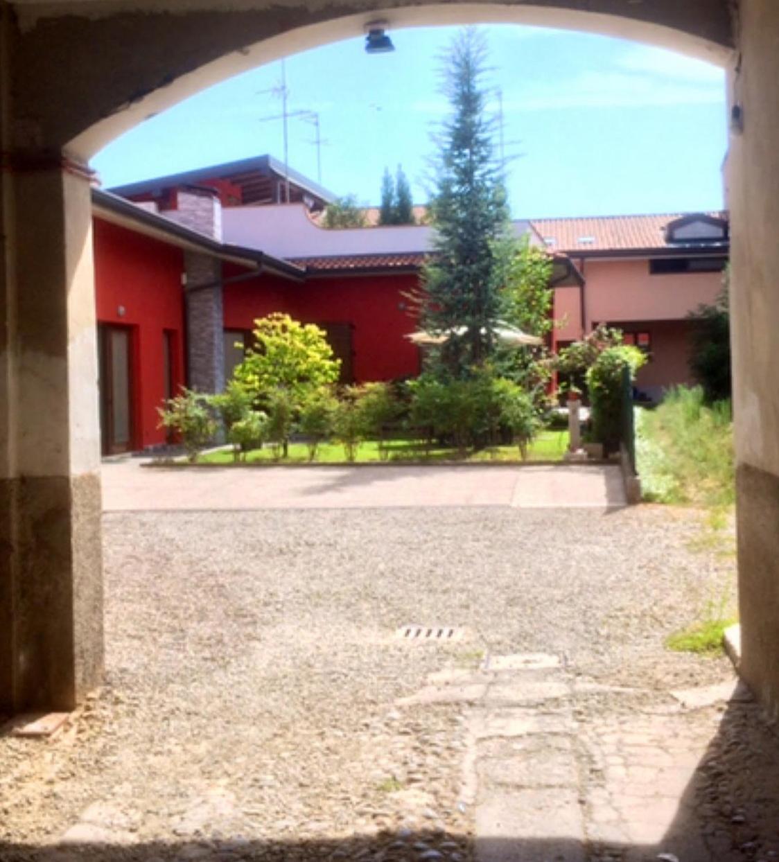 Appartamento La Casa Di Nina - Meda Esterno foto